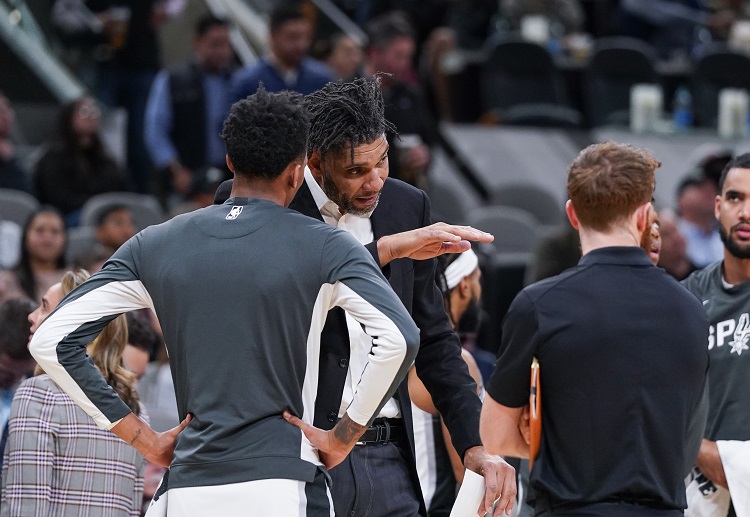 NBA马刺的复盘图片