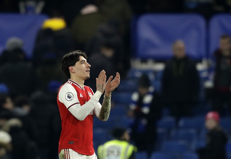 Premier League: Arsenal đứng ở vị trí thứ 10 với 30 điểm.