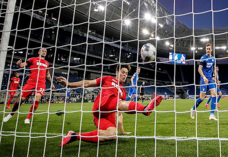 Hoffenheim - FC Koln diễn ra vô cùng căng thẳng và kịch tính với nhiều pha phạm lỗi.