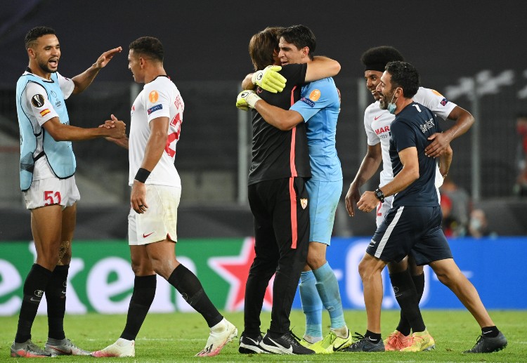 Europa League: Trước M.U đang chơi khá máu lửa và quyết tâm, Sevilla chủ động chơi chậm