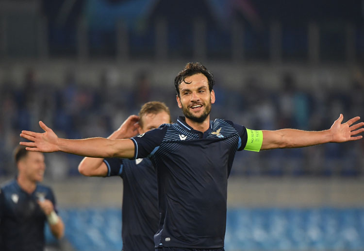 UEFA Champions League: Lazio hiện đang xếp ngay sau đối thủ của mình với 1 điểm ít hơn