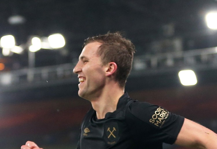 Premier League: Tendangan voli Tomas Soucek jadi penghancur pertahanan Crystal Palace