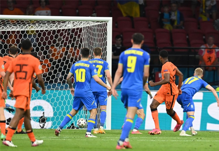 အန်ဒရီ ရှက်ဗ်ချိန်ကိုဟာ ယူရို ၂၀၂၀ မတိုင်ခင် ယူကရိန်း အတွက် ဥရောပချန်ပီယံရှစ် နောက်ဆုံးအဆင့် ပွဲစဉ်တွေမှာ တစ်ဦးတည်းသော ဂိုးသွင်းနိုင်ခဲ့သူ ဖြစ်ခဲ့ပါတယ်။