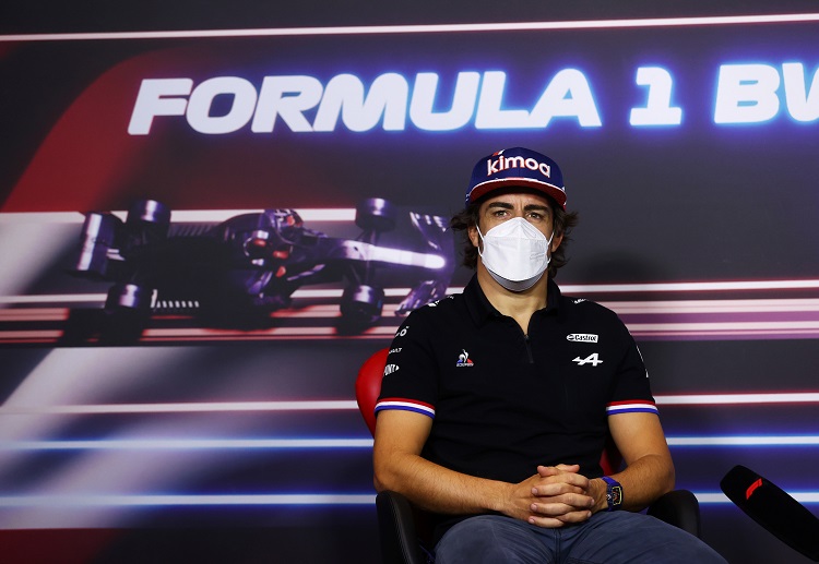 Tim berharap Fernando Alonso bisa segera beradaptasi di Formula One.