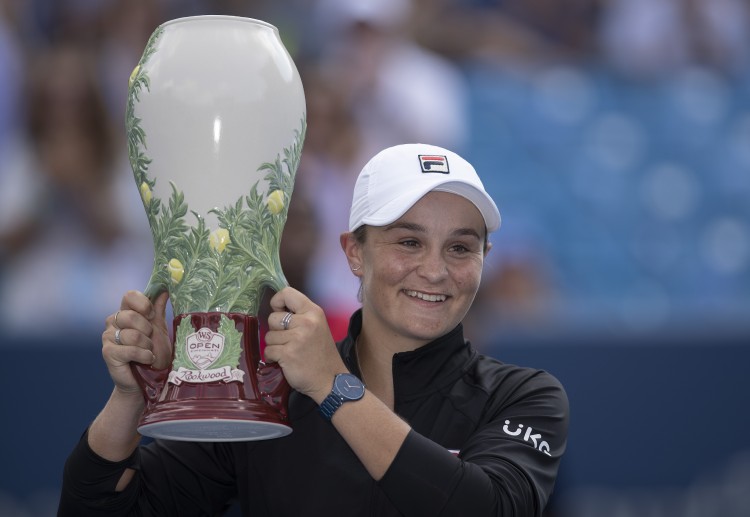 Ashleigh Barty thắng Jil Teichmann tại chung kết Western & Southern Open 2021.