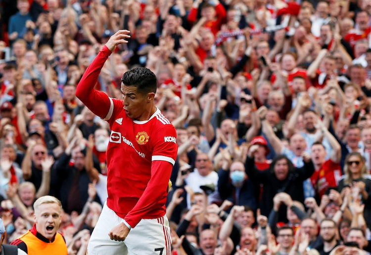 Cristiano Ronaldo đem về cúp đúp ngay trong trận ra sân tại Premier League 2021/22