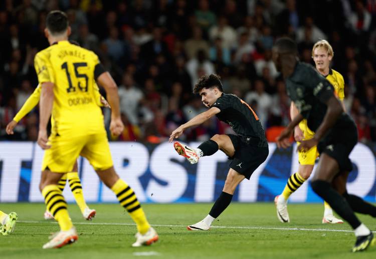 欧冠联赛 维蒂尼亚在巴黎对阵多特的比赛中,当选了欧冠官方评选的本场最佳球员。