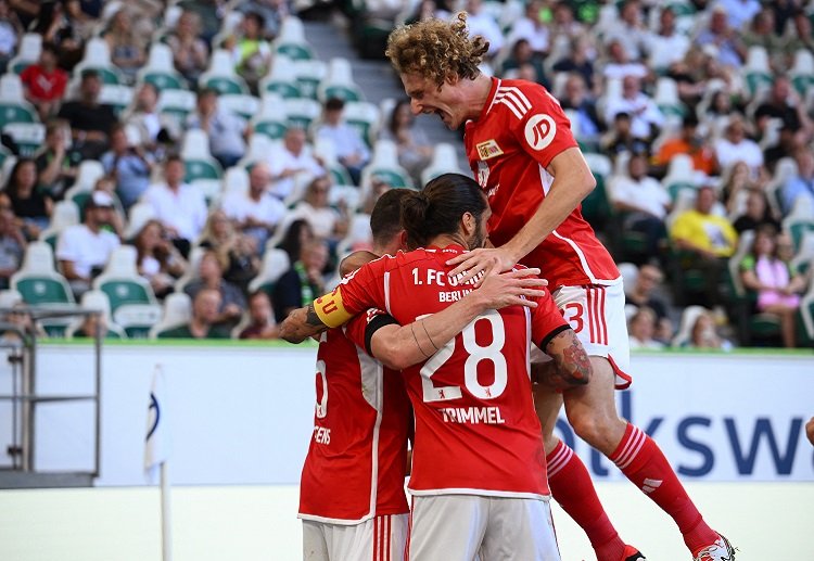 欧冠联赛 柏林联合在主帅费舍尔的带领下,初次跻身欧冠赛场。