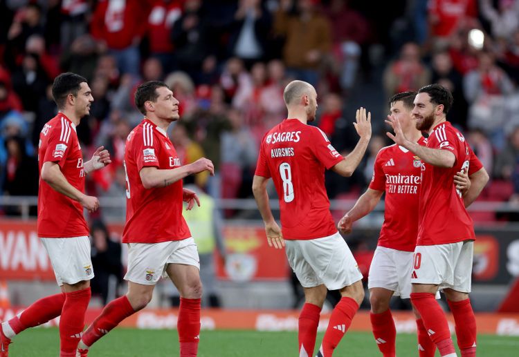 Benfica đá vòng 1/8 Champions League 2024/25 với Barcelona