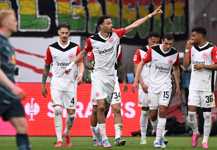 Bundesliga: Frankfurt tấn công rất sắc sảo ở trận này