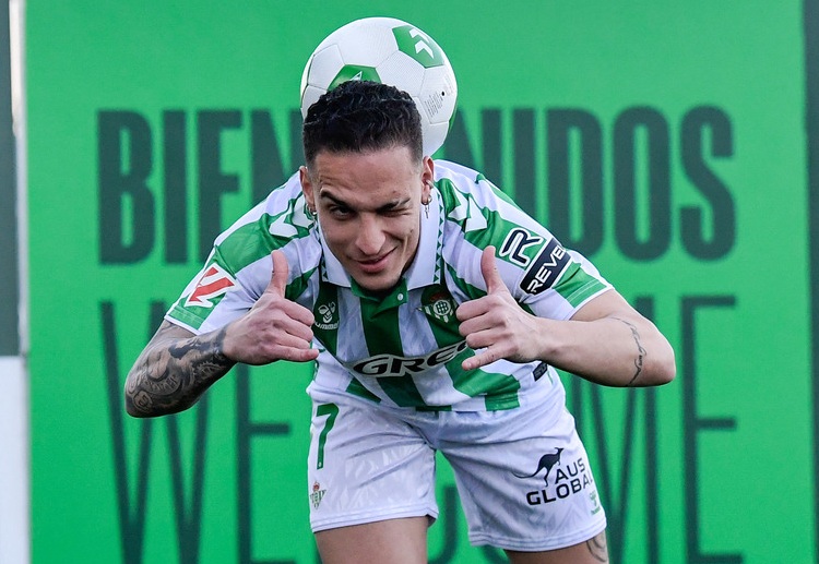 လာလီဂါ ကလပ် အက်တလက်တီကိုမက်ဒရစ် ကတော့ ရီးရဲလ်ဘက်တစ်မှာ ခြေစွမ်းပြနေတဲ့ အန်တိုနီကို မန်ချက်စတာယူနိုက်တက် ဆီကနေ ဝယ်ယူဖို့ ပြင်ဆင်လျက် ရှိကြောင်း သိရပါတယ်။