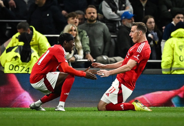 Nottingham Forest giành 3 điểm ở vòng 33 Premier League