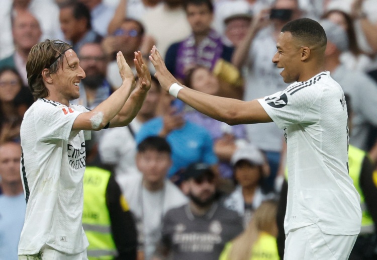 킬리안 음바페는 UEFA 네이션스리그 스페인 전을 위한 디디에 데샹 감독의 프랑스 국가대표팀 25명 로스터에 이름을 올렸다.