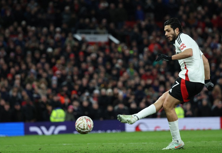 英超联赛 续约一年