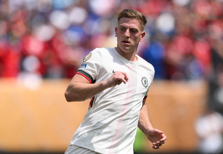 리암 델랍은 프리미어리그의 첼시로 3천만 파운드에 이적했다