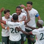 ချဲလ်ဆီးဟာ ၂၀၂၅ ဖီဖာ ကလပ် ကမ္ဘာ့ဖလား ဗိုလ်လုပွဲမှာ ရီးရဲလ်မက်ဒရစ်ကို ၄-၀ ရလဒ်နဲ့ အနိုင်ယူလာခဲ့တဲ့ ပီအက်စ်ဂျီနဲ့ ရင်ဆိုင်ရမှာ ဖြစ်ပါတယ်။