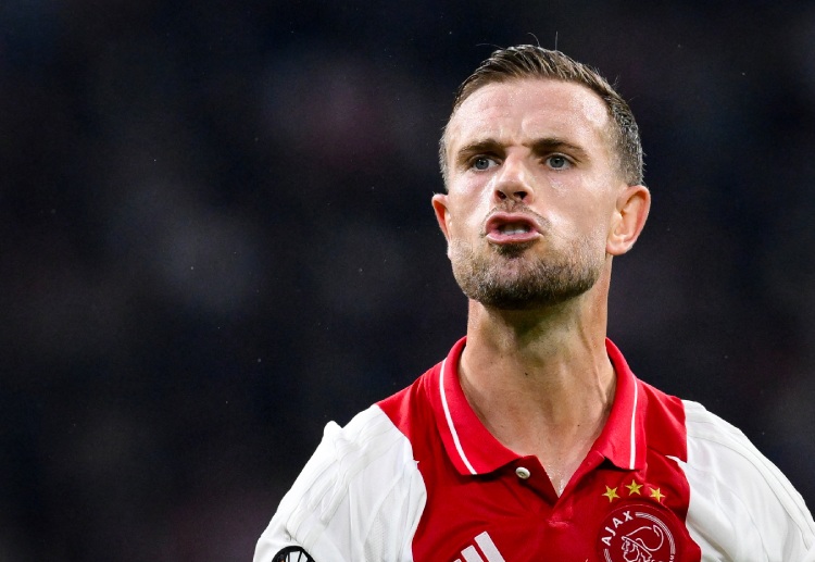 Jordan Henderson telah membawa Liverpool juara Premier League