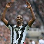 英超联赛 伊萨克愿意加盟利物浦，但转会谈判迟迟没有实质性进展。