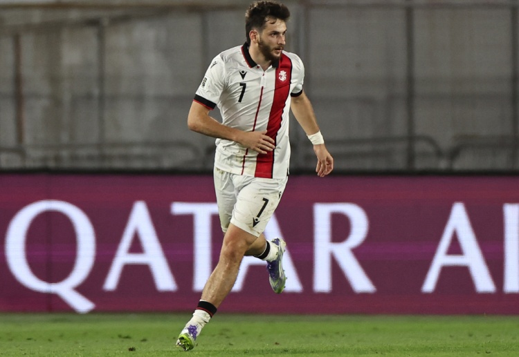 世界杯预选赛 格鲁吉亚阵容中拥有多位出色球员,其中巴黎圣日尔曼的卡瓦拉特舍利亚将是进攻端的重要支柱,提升了球队的整体实力。