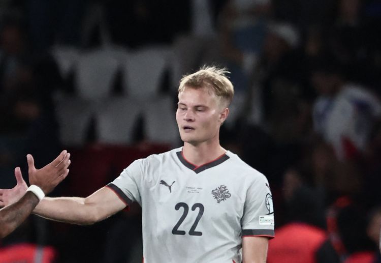 世界杯预选赛 冰岛的主力前锋安德里·古德约翰森因禁赛将缺席与法国的比赛，这对冰岛来说无疑是一个重大损失。