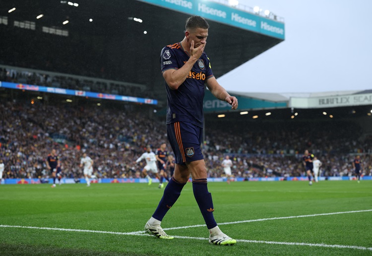 ပရီးမီးယားလိဂ် ကလပ် လစ်ဗာပူးလ် ကတော့ ဒီနွေရာသီမှာ နယူးကာဆယ်က ဆဗန် ဘော့တ်မန်း ကို စောင့်ကြည့်နေကြောင်း သိရပါတယ်။