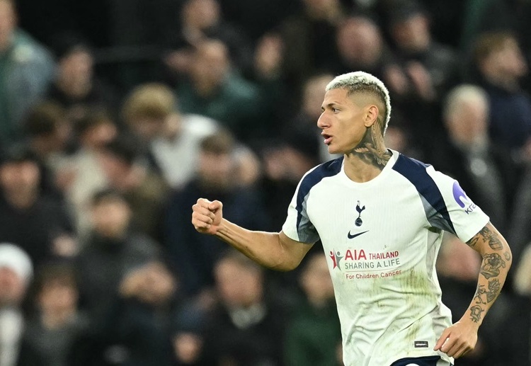 Tottenham bị đánh bại trên sân nhà ở vòng 17 Premier League