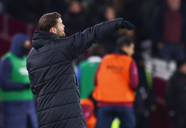 英超联赛  布赖顿目前伤员众多，主帅赫尔泽尔需要进行必要的战术调整。