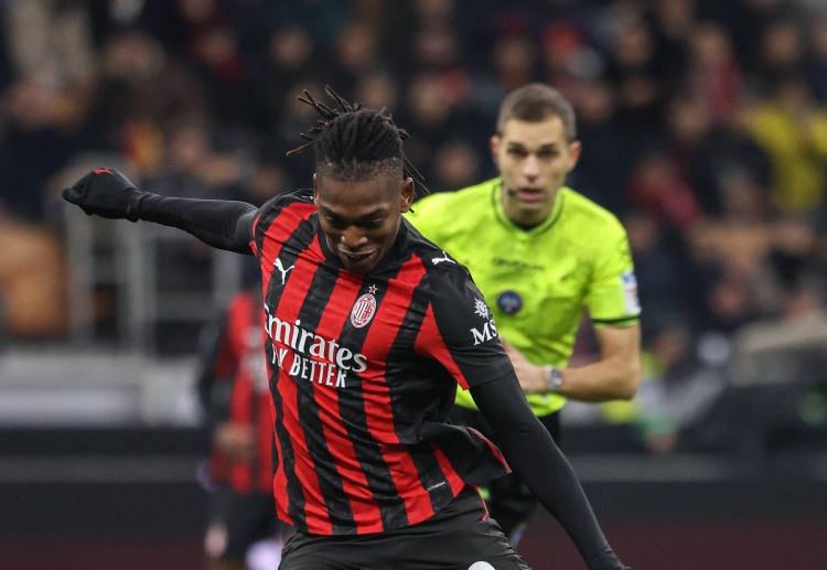 意甲联赛 拉斐尔·莱奥是米兰进攻的关键球员,过去几场比赛中多次贡献关键进球,尤其在对罗马的比赛中表现尤为突出。