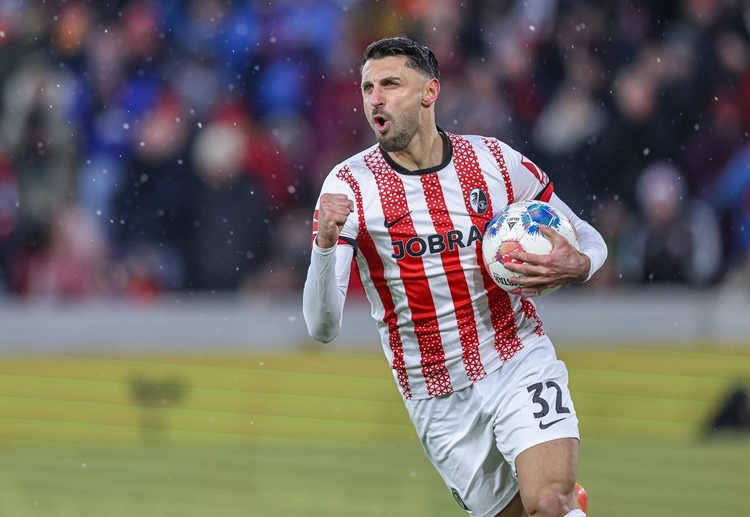 Vincenzo Grifo is ready to help SC Freiburg in an upcoming Bundesliga match against RB Leipzig