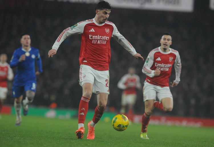 Arsenal are determined to tighten their hold atop the Premier League with a win against Sunderland
