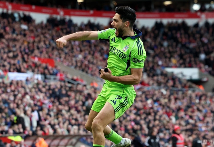 Fulham giành 3 điểm trên sân của Sunderland ở vòng 27 Premier League