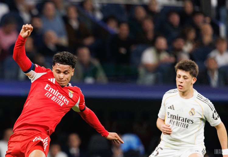 Benfica thua trên sân khách ở lượt về play-off Champions League