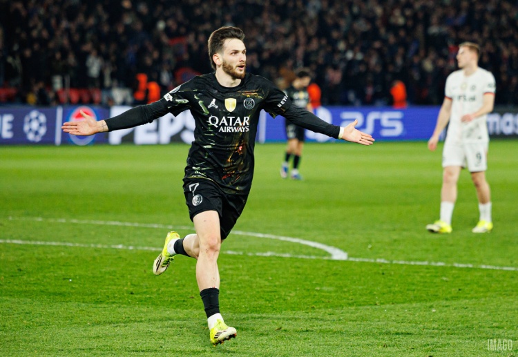 欧冠联赛 巴黎圣日尔曼依靠克瓦拉茨赫利亚的两粒进球,以5比2战胜切尔西