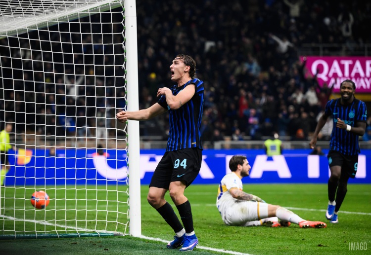 အင်တာမီလန်မှာ ခြေစွမ်းပြနေတဲ့ လူငယ်ကြယ်ပွင့် ပီယို အက်စပိုစီတိုကို ပရီးမီးယားလိဂ် ကလပ် နှစ်သင်း ဖြစ်တဲ့ ယူနိုက်တက်နဲ့ အာဆင်နယ်တို့က ဆက်သွယ်မှုတွေ ပြုလုပ်ခဲ့ကြပါတယ်။