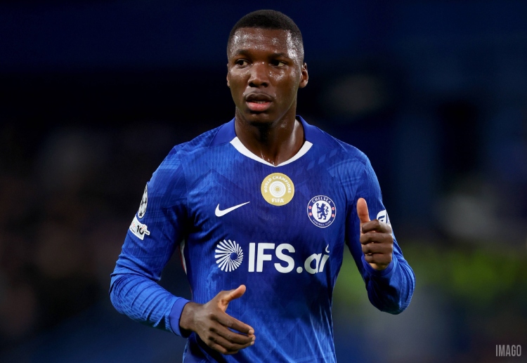 သူနဲ့ အတူ အသင်းဖော် အန်ဇို ဖာနန်ဒက်ဇ်နဲ့ မန်စီးတီး ကြယ်ပွင့် ရိုဒရီတို့ ဟာလည်း လာလီဂါ ကလပ်ရဲ့ ပစ်မှတ် စာရင်းမှာ ပါဝင်နေပါတယ်။