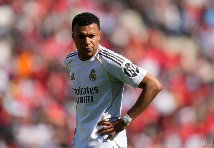 欧冠联赛 状态火爆的姆巴佩本赛季进球如麻,即将突破40球大关。