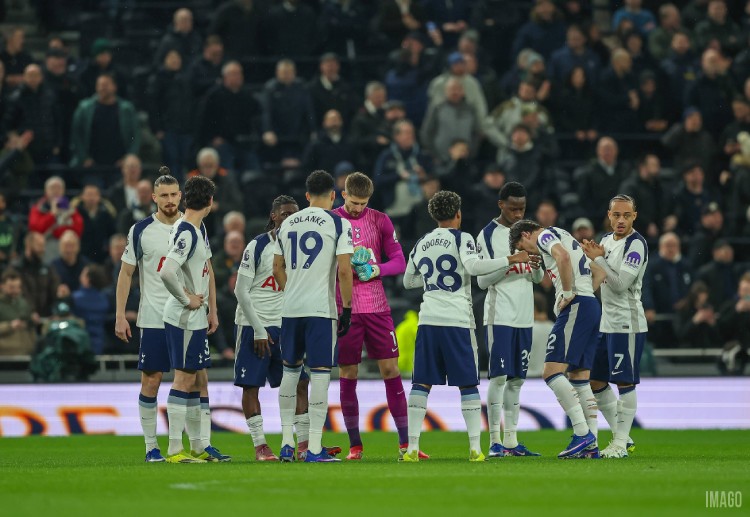 Tottenham là một trong số các đội đua trụ hạng Premier League 2025/26