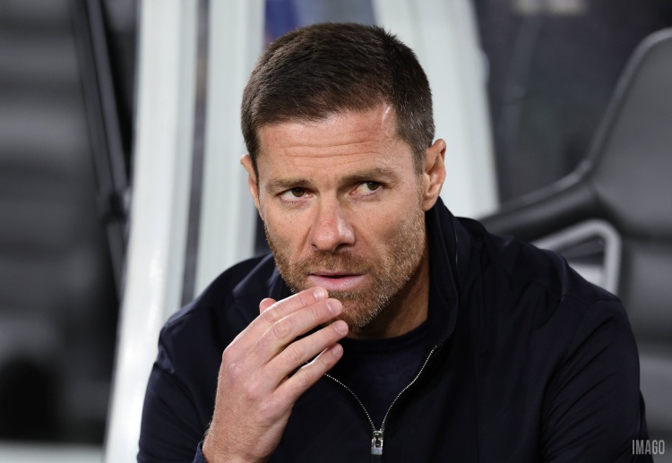 Xabi Alonso terá o desafio de recolocar o Chelsea na disputa por uma vaga nas competições europeias