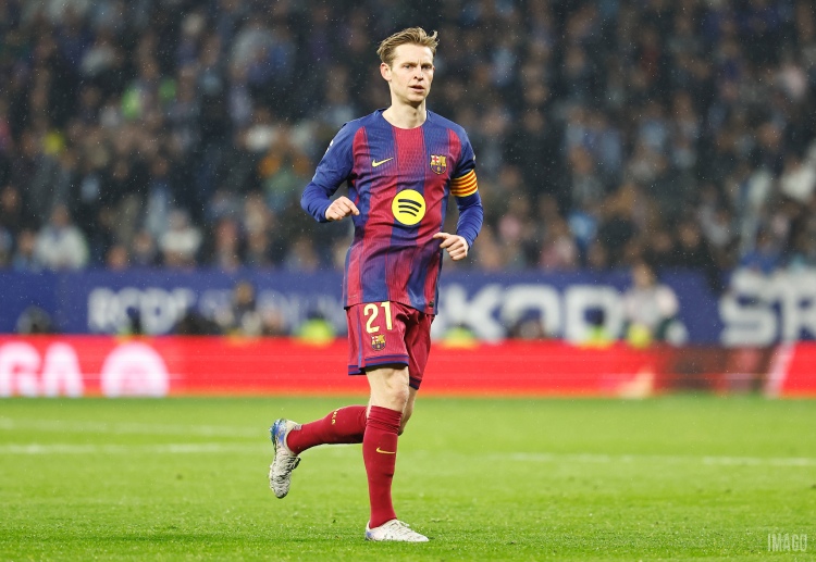 Frenkie de Jong ficará fora de algumas partidas do Barcelona na temporada 2026-27 da La Liga devido a uma lesão